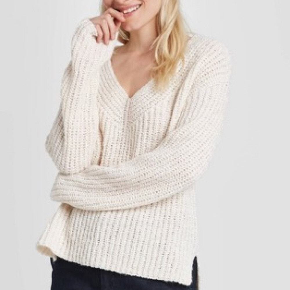NWT L Cream V-neck sweater A New Day chunky ribbed knit pullover oversized